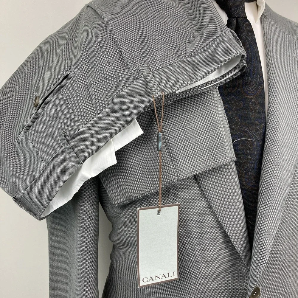 CANALI Men's Slim Fit‎ 100% Wool Grey Woven Suit, Size 46R (56 EU)